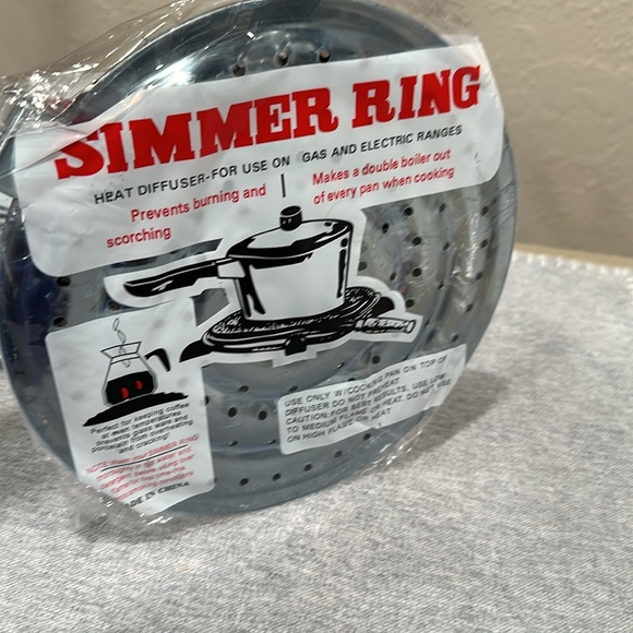 8” Simmer Ring Heat Diffuser For Use On Gas And Electric Ranges Set of 2. New - Picture 5 of 6